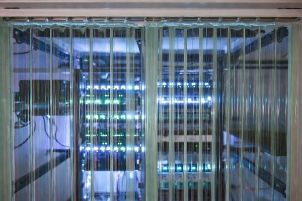 Anti-static strip curtain
